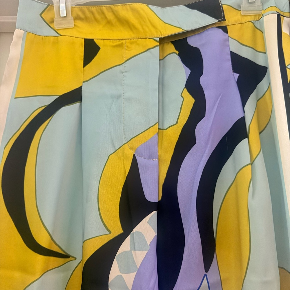 Colorful Abstract Patterned Skirt - Picture 2 of 8